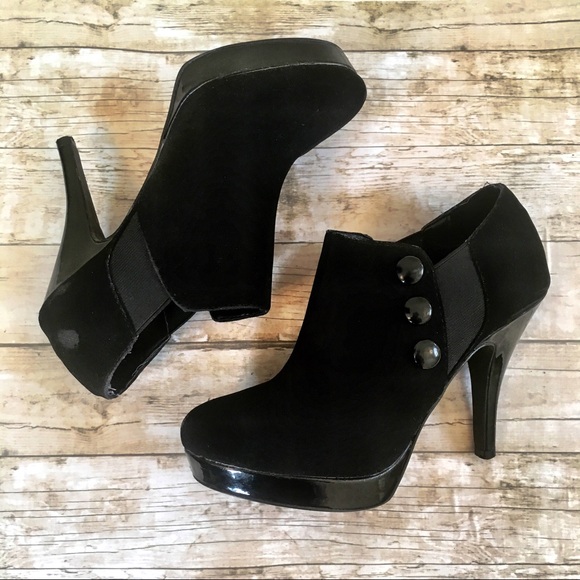 Unlisted Shoes - Black Suede High Heels Shoes - Platform Pumps